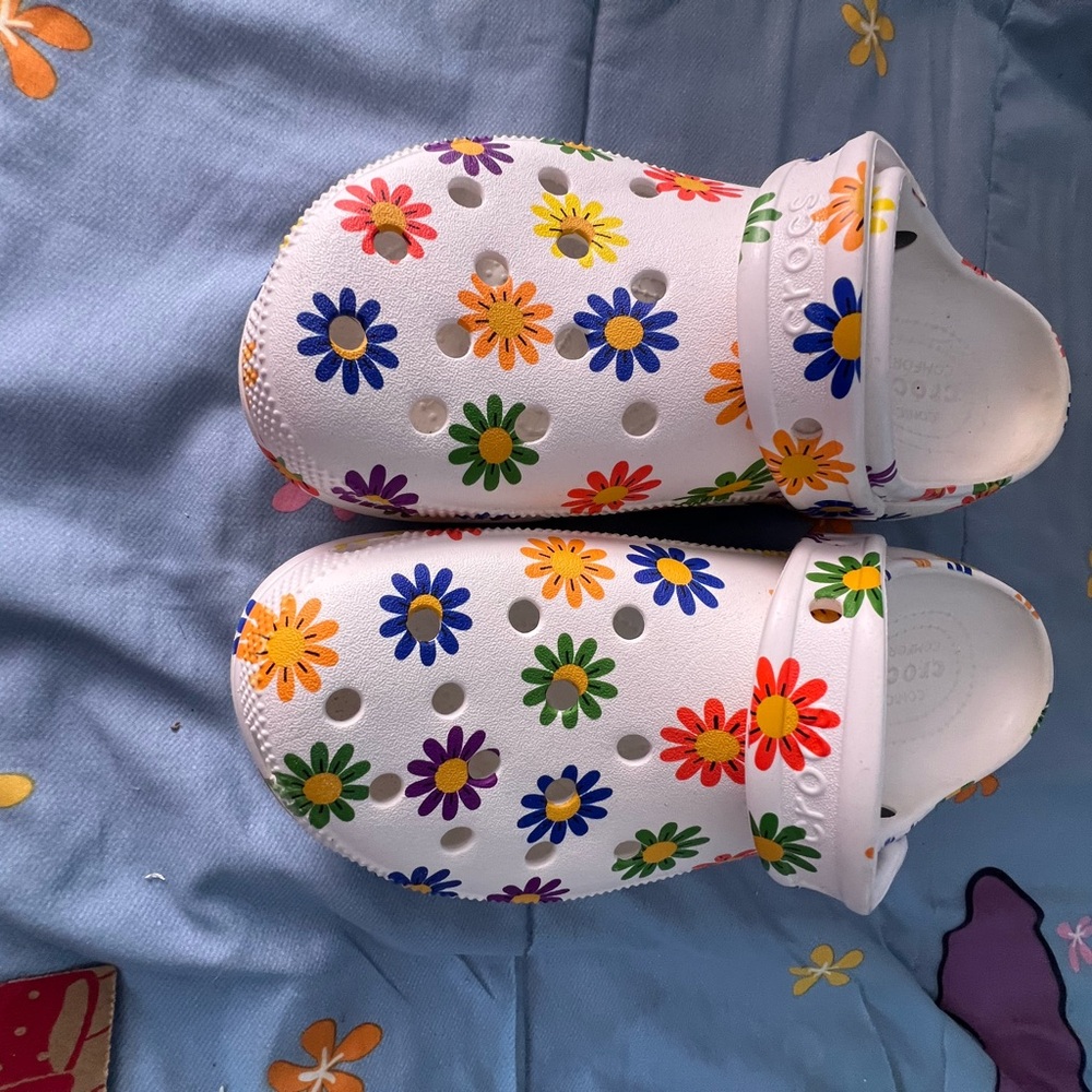 CROCS White and Orange Floral Sandals